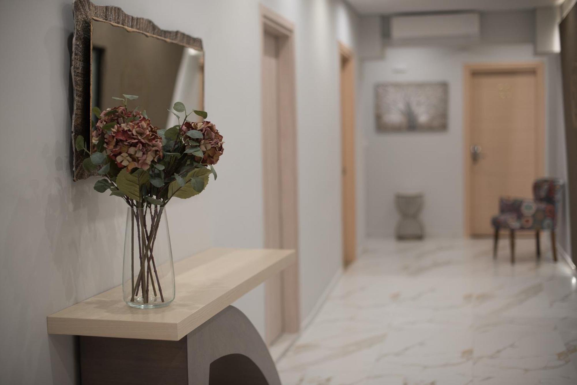 Rob Venture Suites At The Central Of Athens City Extérieur photo