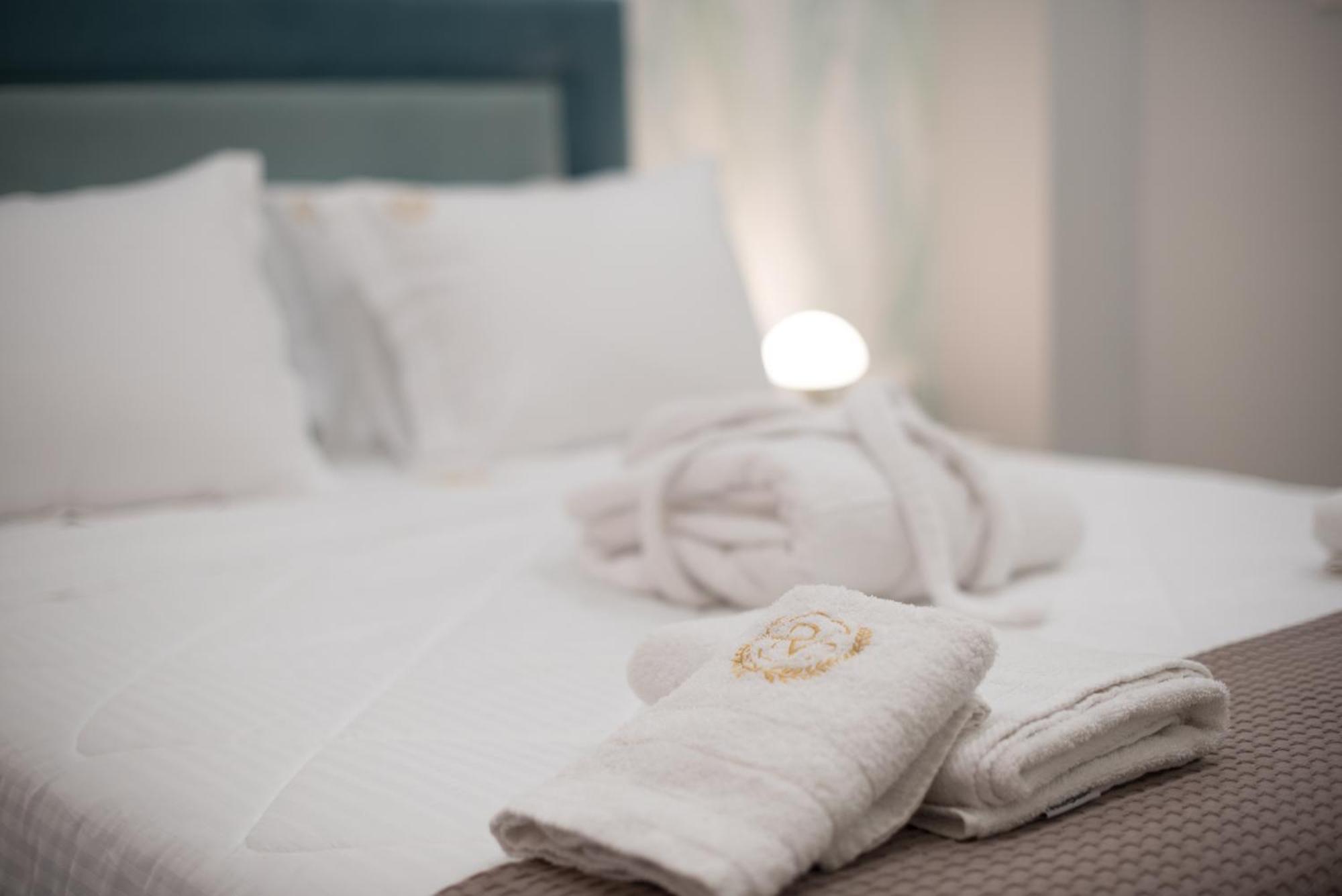 Rob Venture Suites At The Central Of Athens City Chambre photo