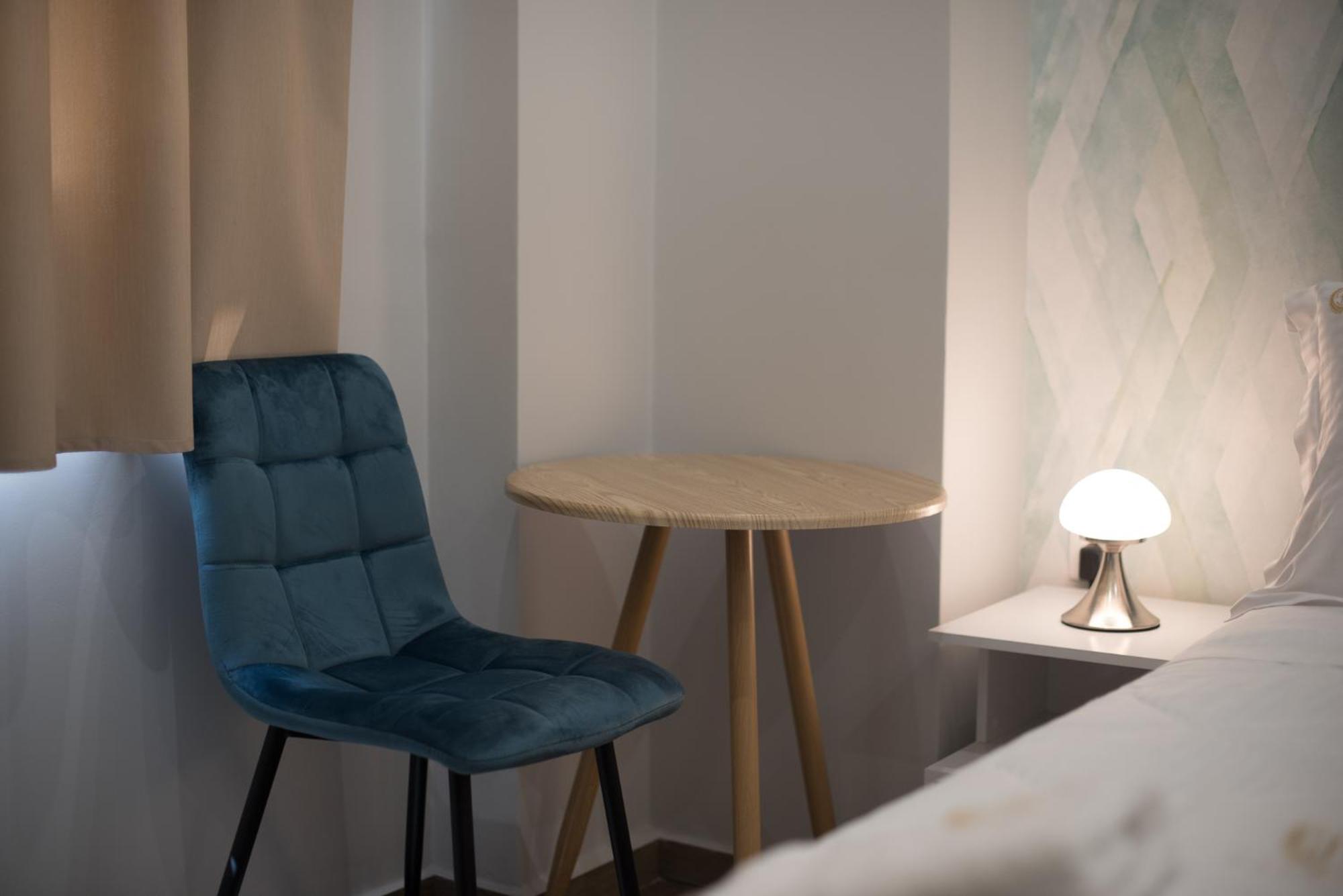 Rob Venture Suites At The Central Of Athens City Chambre photo